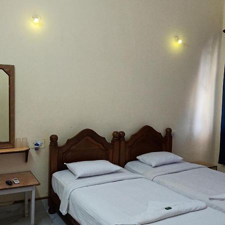 Williams Beach Retreat Colva Buitenkant foto